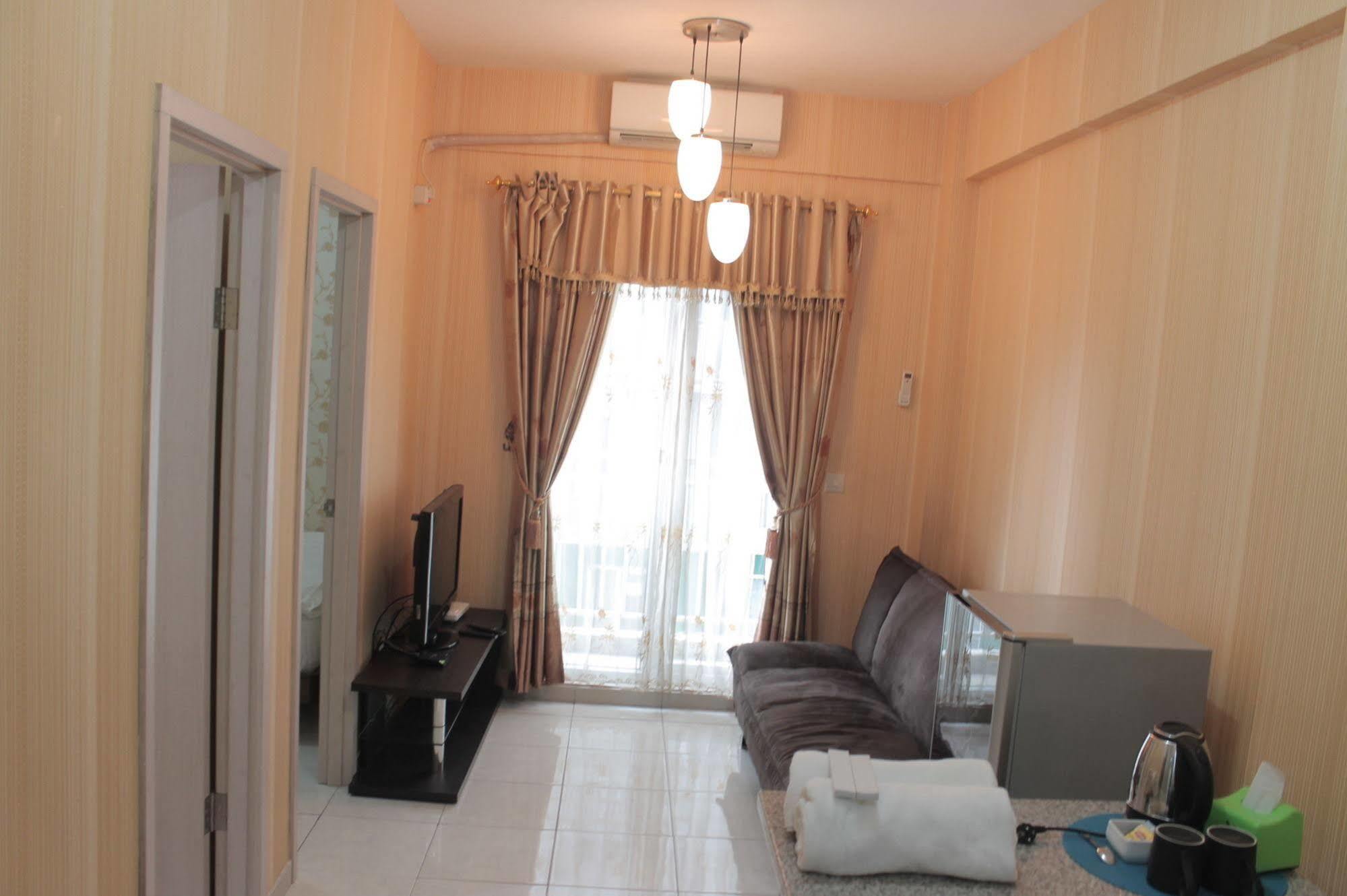 Myrooms Bekasi Eksteriør billede