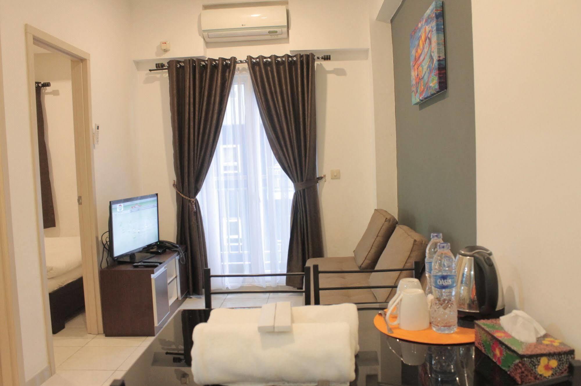 Myrooms Bekasi Eksteriør billede