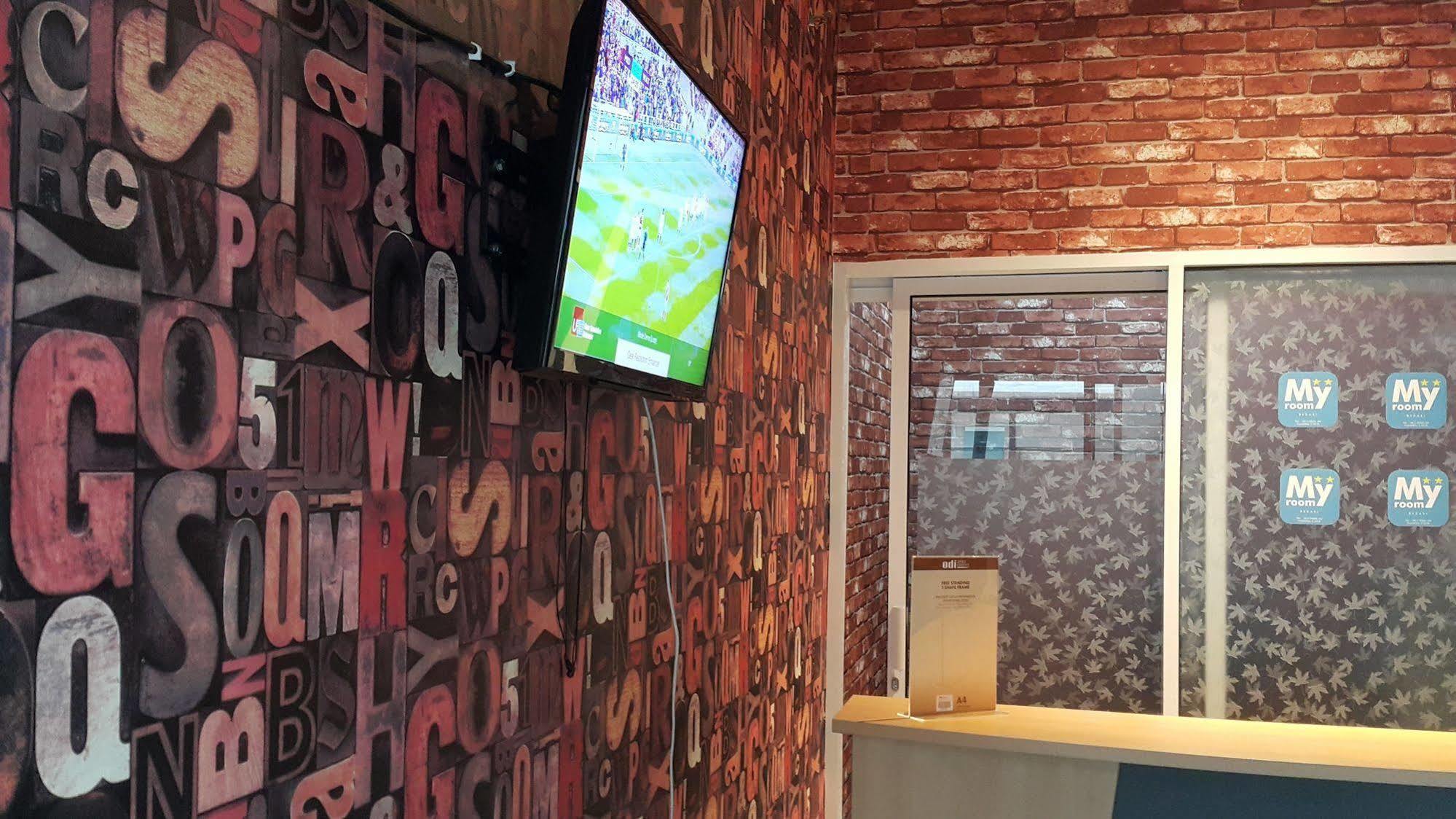 Myrooms Bekasi Eksteriør billede